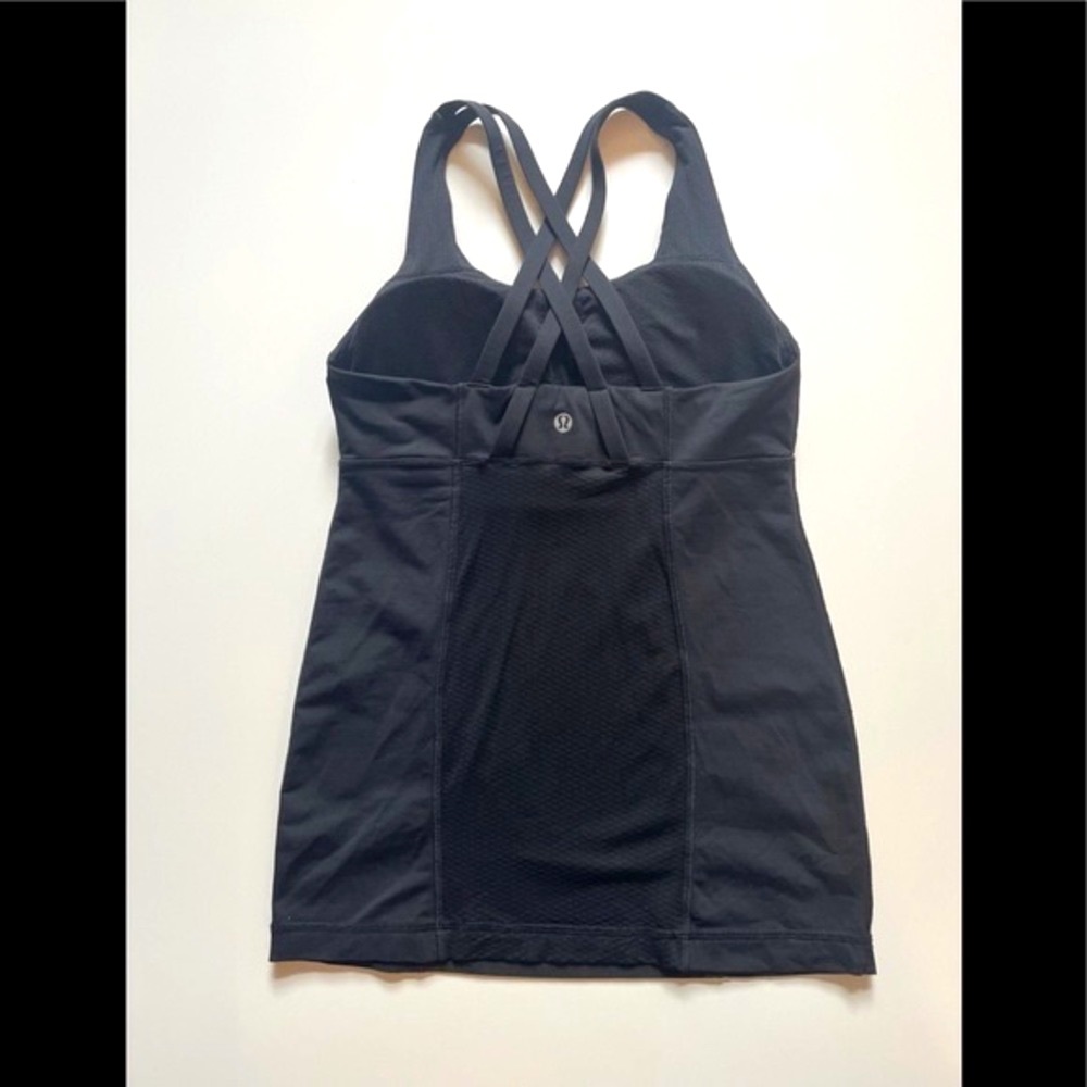 Lululemon Energy Tank - Picture 2 of 5